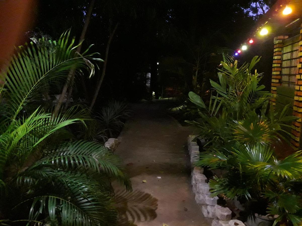 Naaval Beach Villa & Rooms Batticaloa Εξωτερικό φωτογραφία